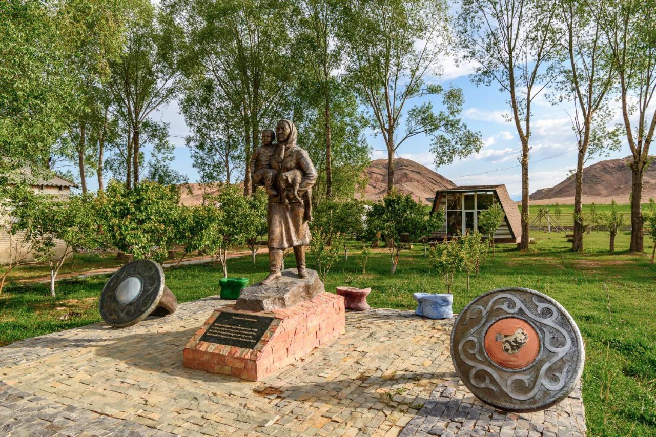 Hotel Jaichy Yurt Camp Kek-Say Zewnętrze zdjęcie